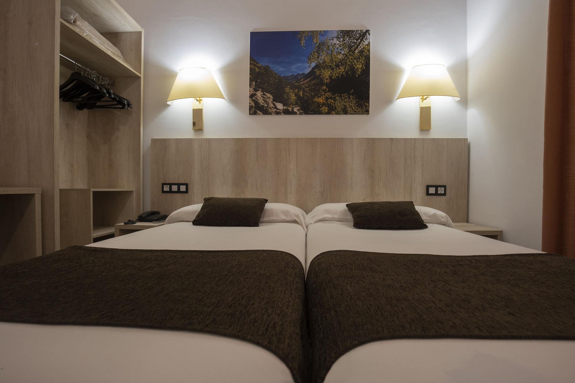 Hotel Marco Polo La Massana Exterior photo