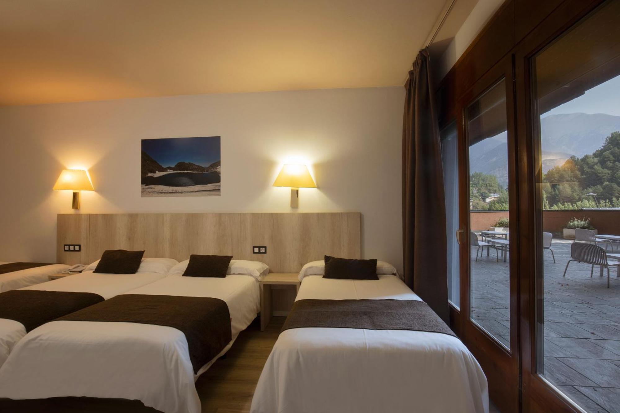 Hotel Marco Polo La Massana Exterior photo