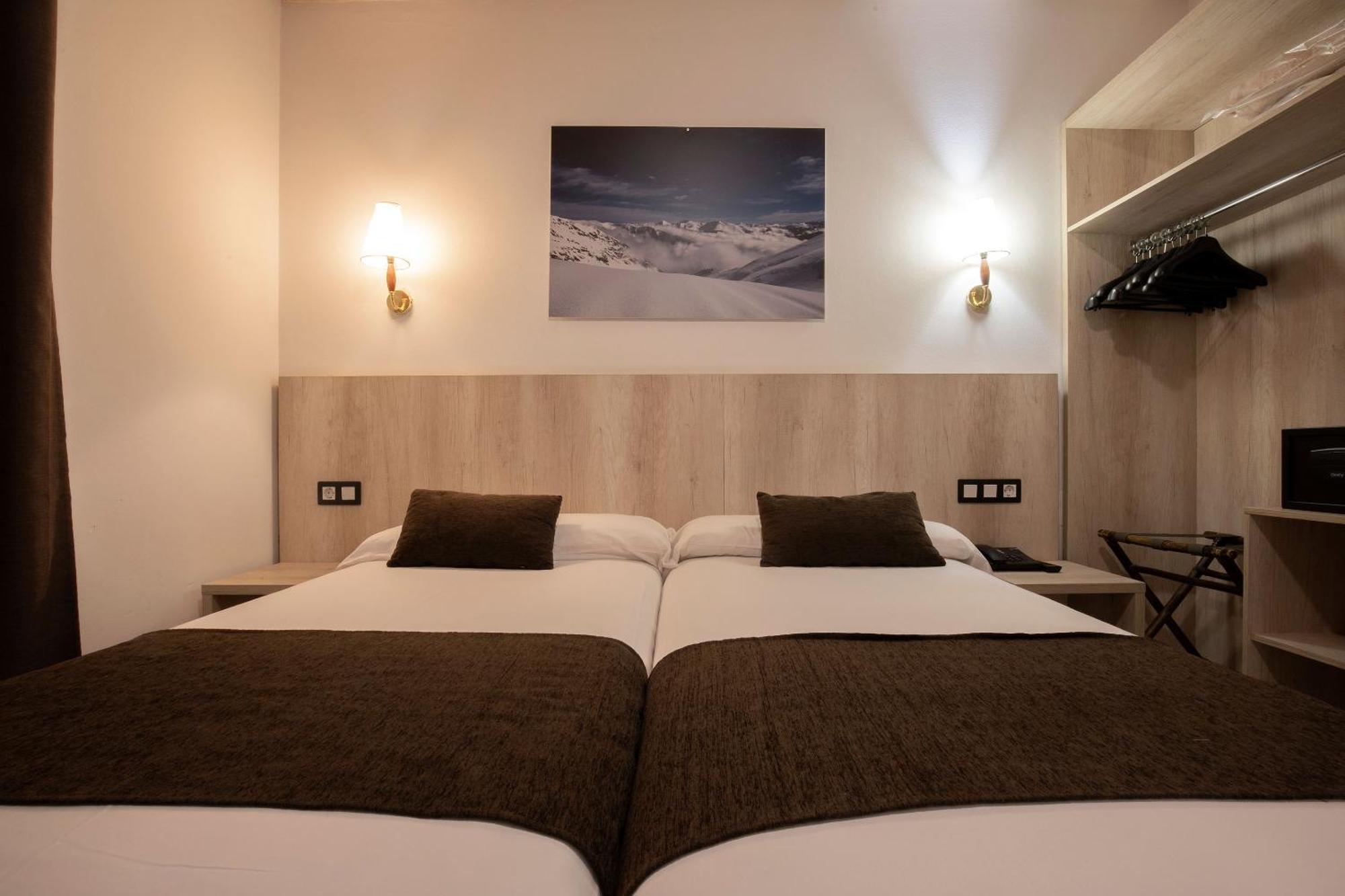Hotel Marco Polo La Massana Room photo